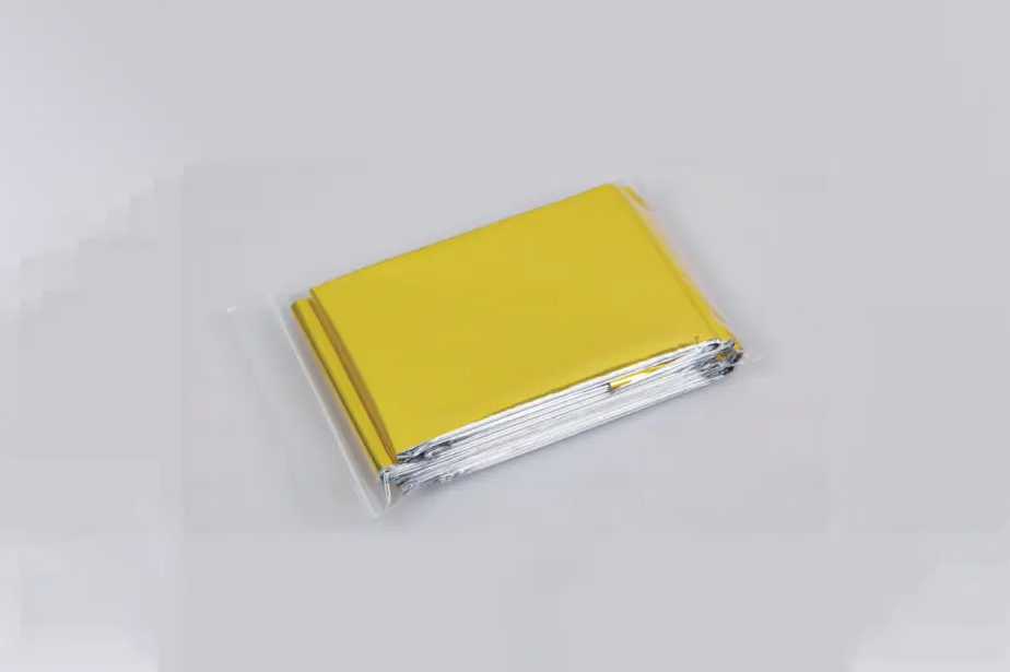 Emergency Thermal Blankets: A Critical Component in Medical Emergency Response and Patient Care