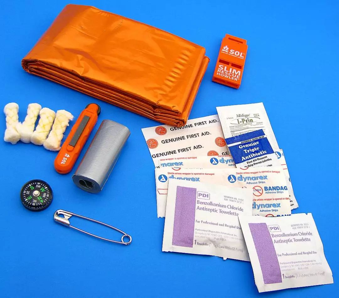 Selection and use of survival blankets